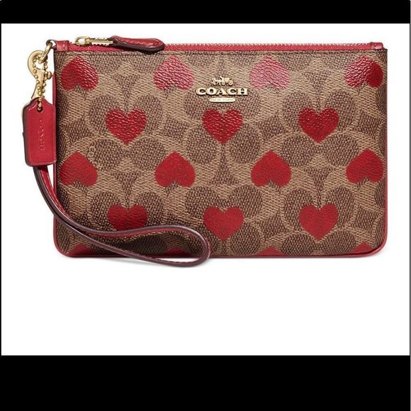 Coach wristlet/clutch hearts print from Valentine’s edition 2022 - Picture 1 of 10